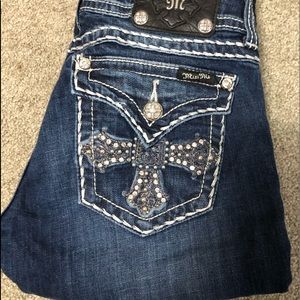 Gently used size 29 miss me